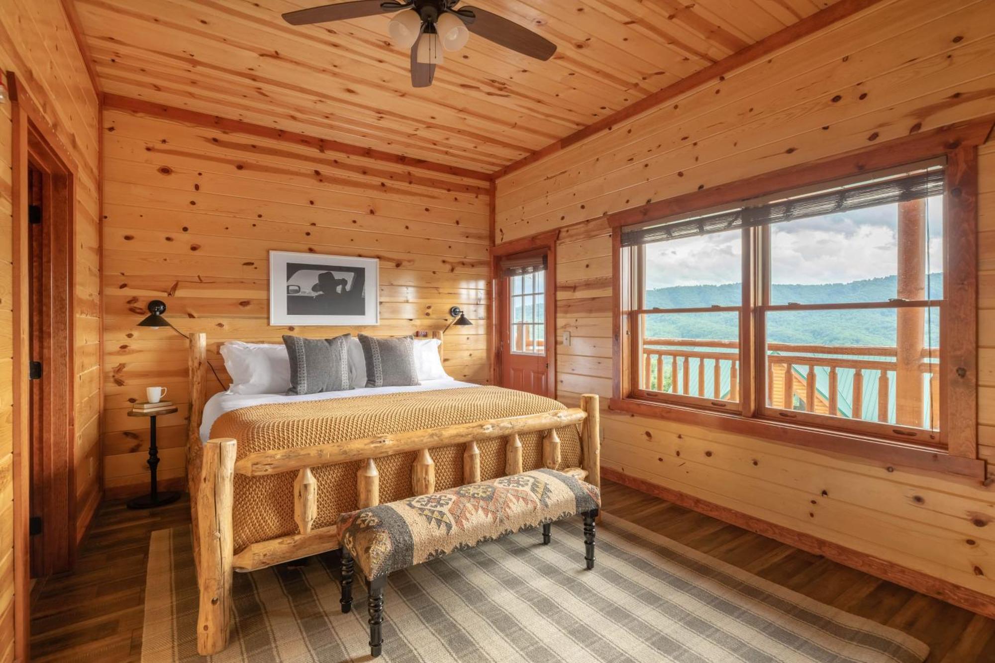 Sugarland By Avantstay Sleeps 28 Home Theatre Two Hot Tubs Indoor Pool Incredible Views Pigeon Forge Exterior photo