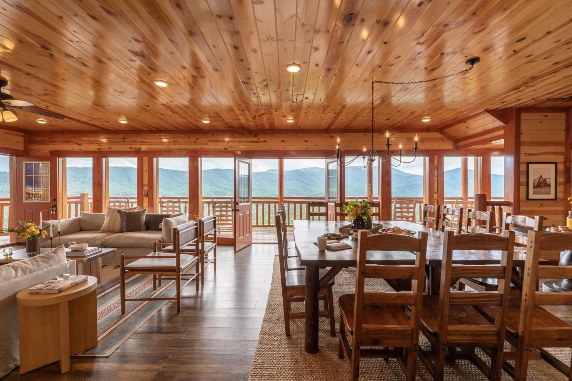 Sugarland By Avantstay Sleeps 28 Home Theatre Two Hot Tubs Indoor Pool Incredible Views Pigeon Forge Exterior photo