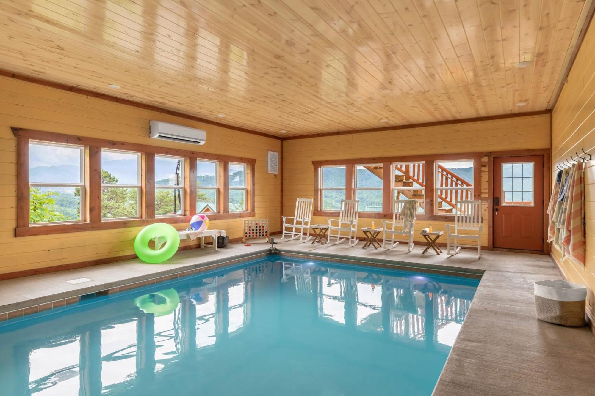 Sugarland By Avantstay Sleeps 28 Home Theatre Two Hot Tubs Indoor Pool Incredible Views Pigeon Forge Exterior photo
